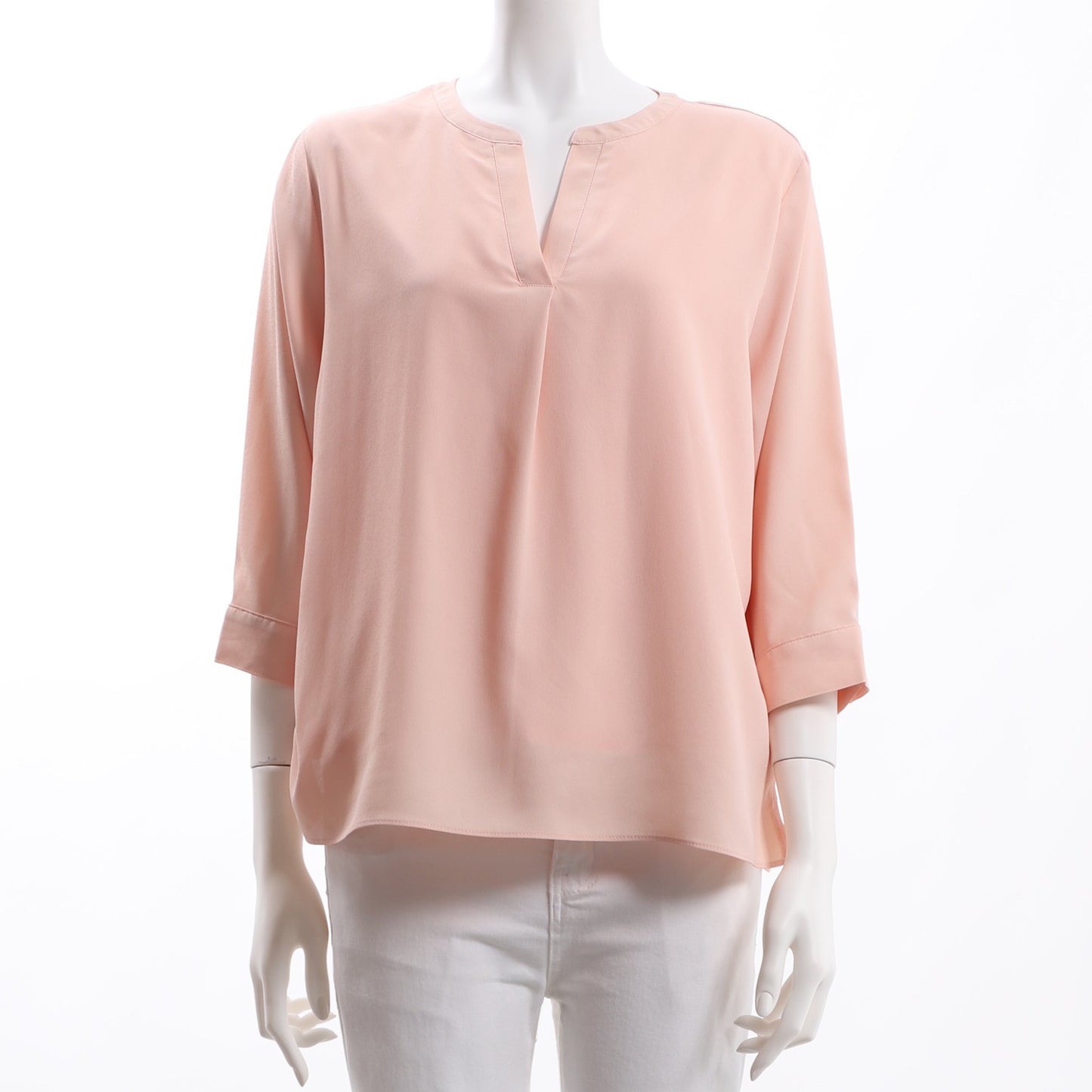 オープンフロントネックブラウス