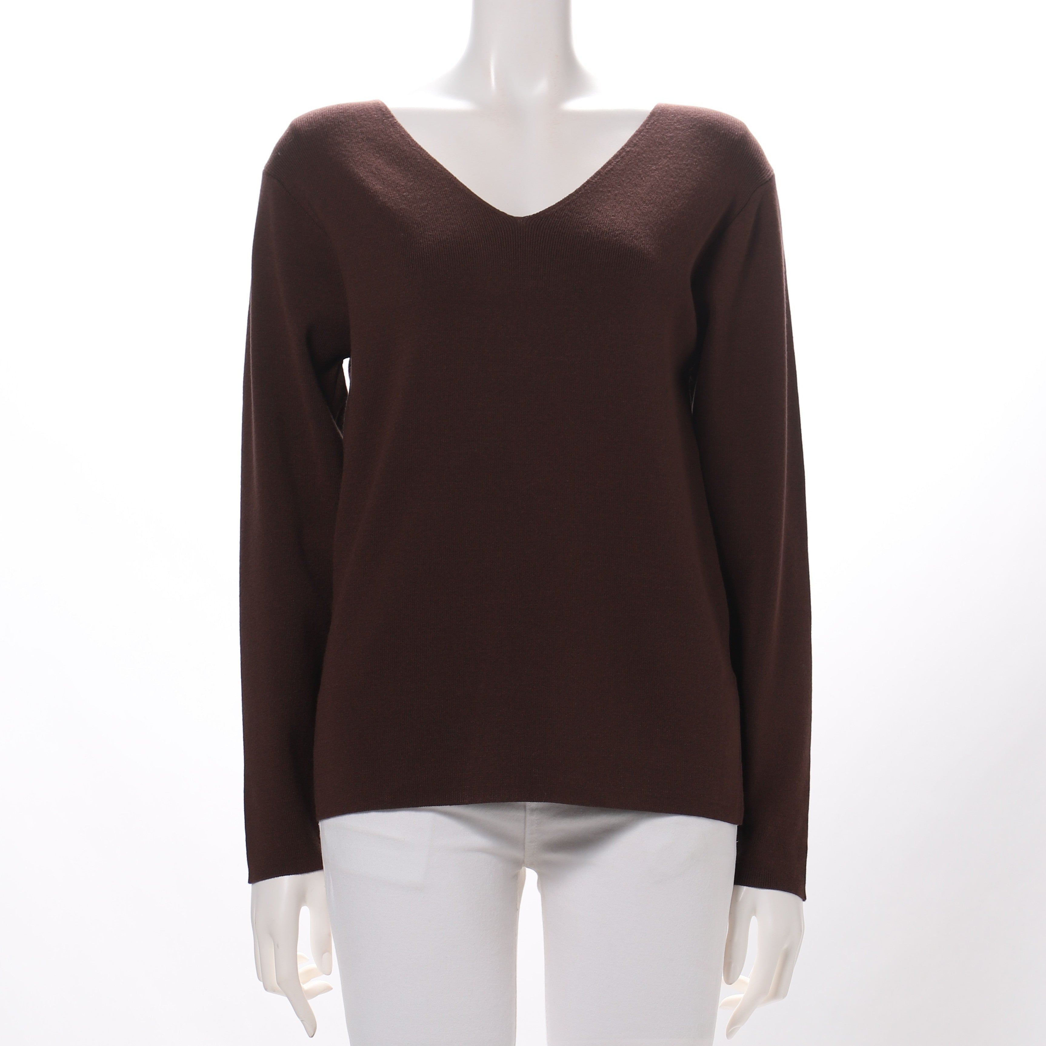 シンプルデザインVネックニット