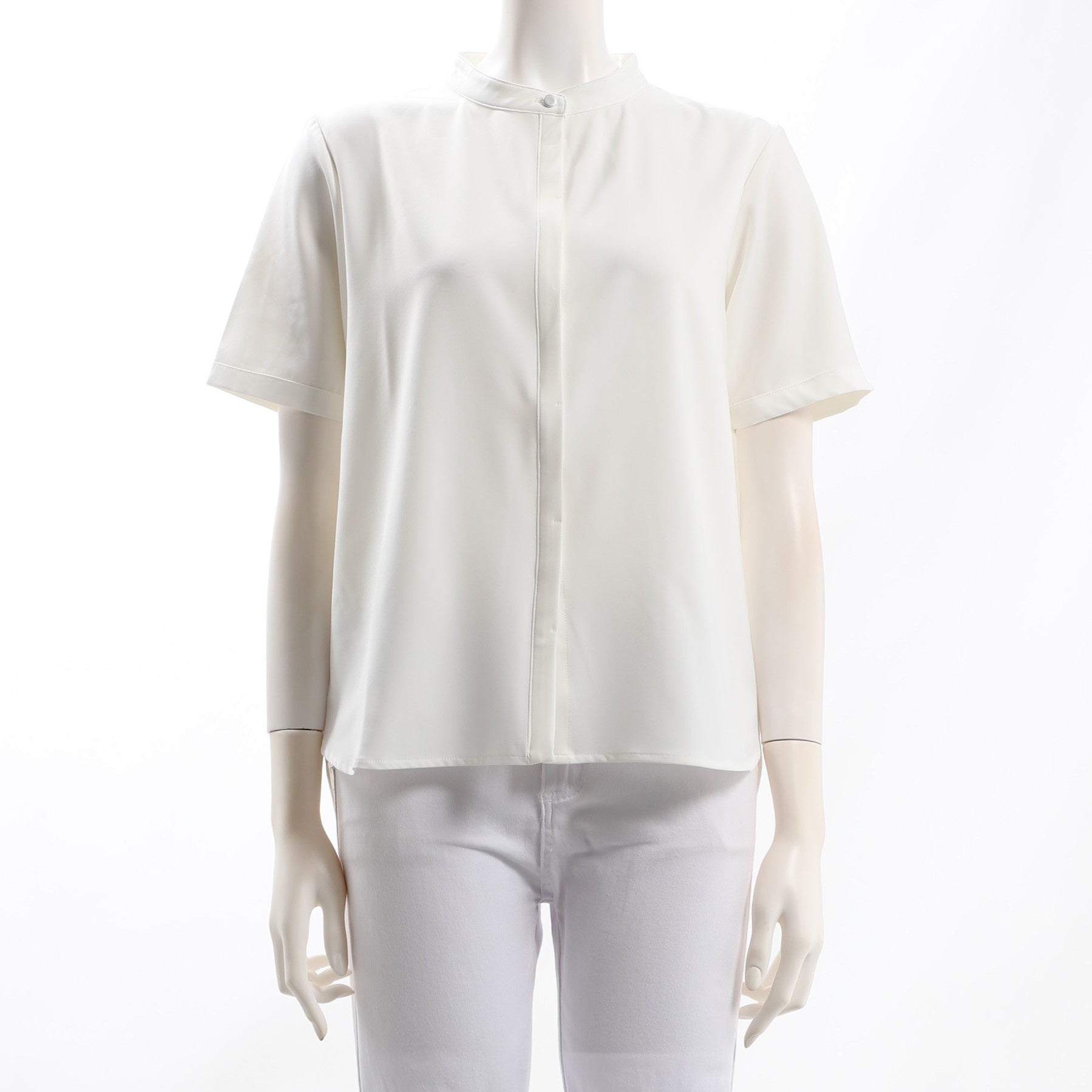 メタルボタンバンドカラーブラウス