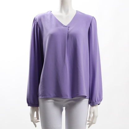 パフスリーブVネックブラウス