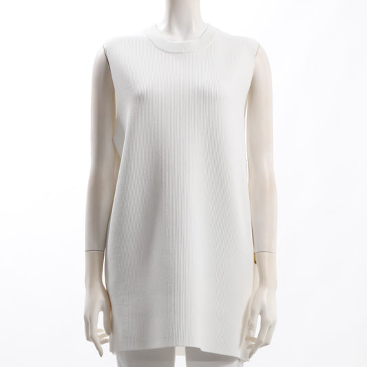 サイドボタンデザインノースリーブニット