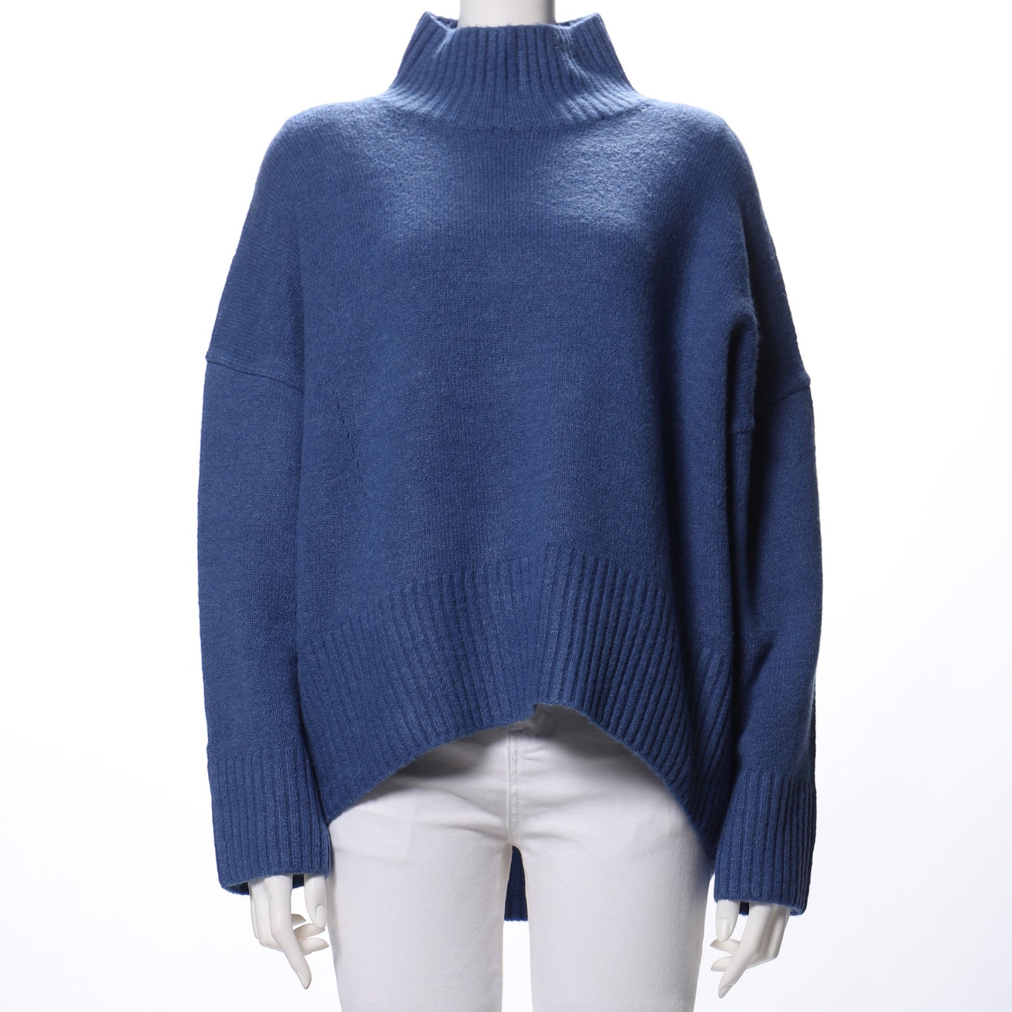 ドロップショルダーハイネックニット