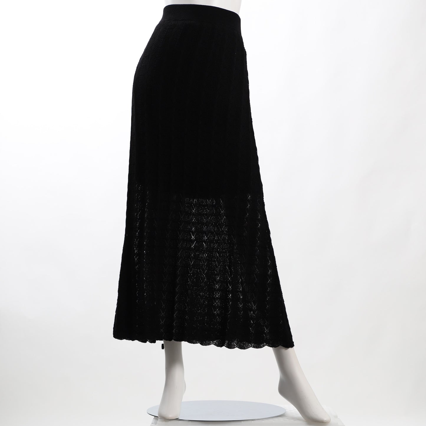 透かし編みニットスカート