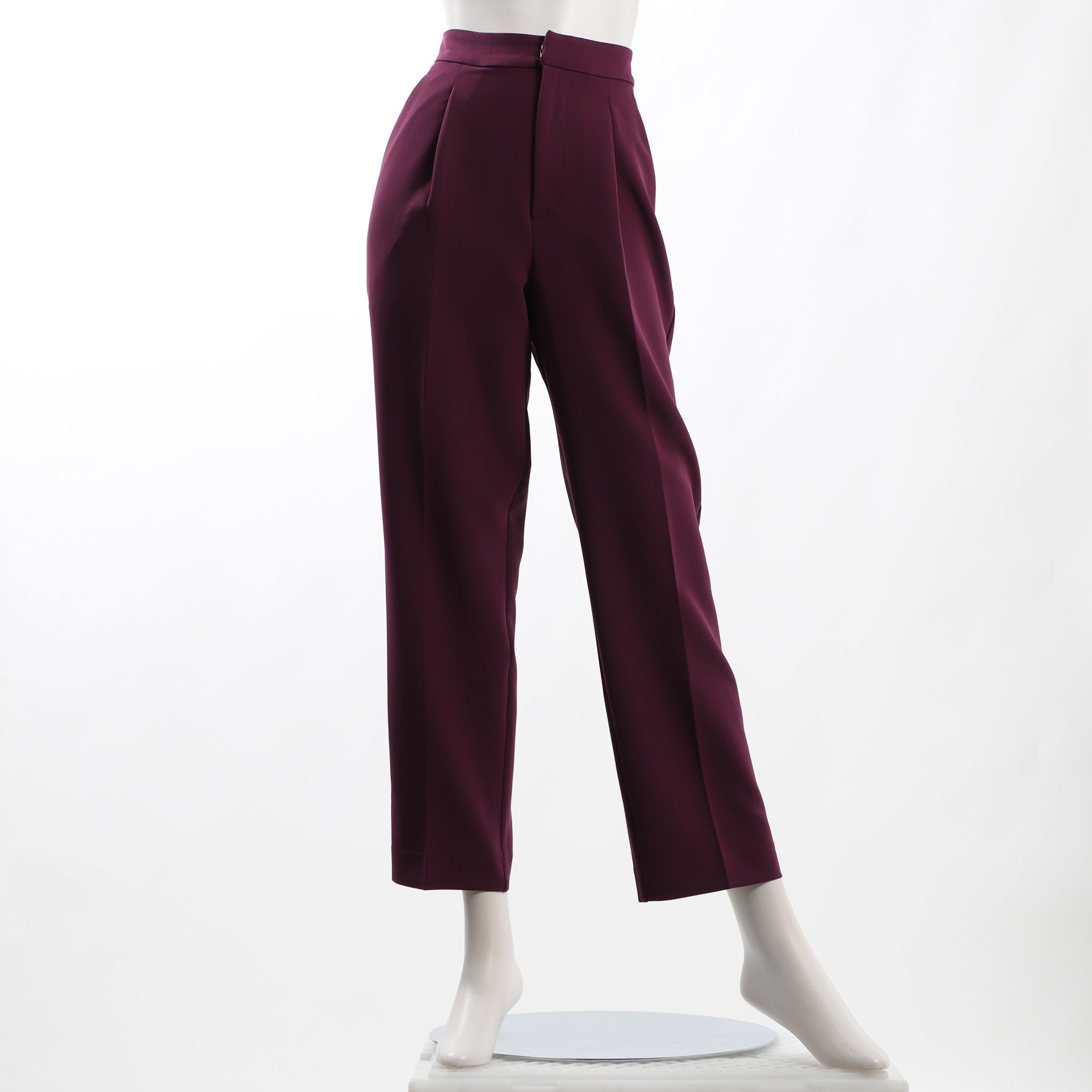 バックゴムタックテーパードパンツ