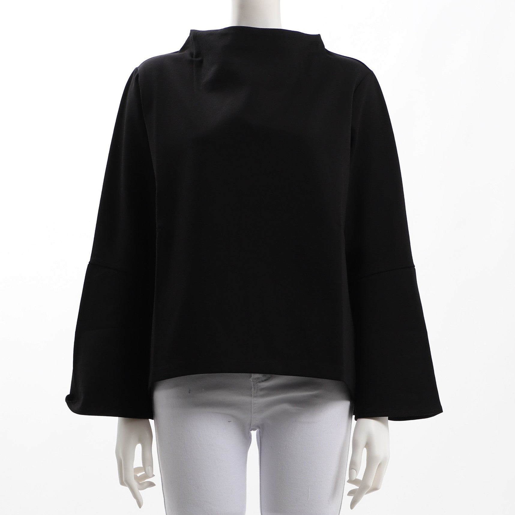 袖口広がりカットソー