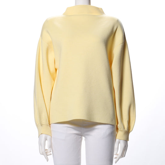 ドロップショルダーボトルネックニット