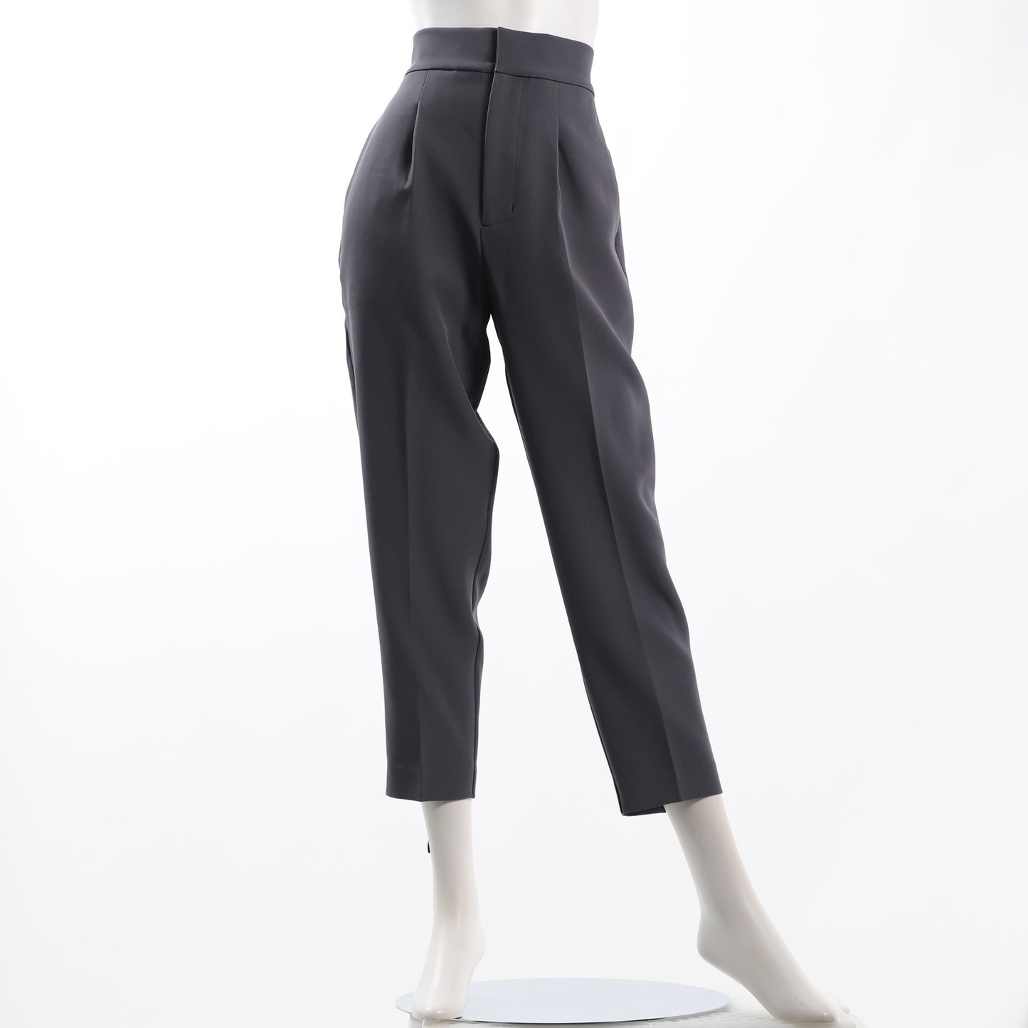 ハイウエストタックテーパードパンツ