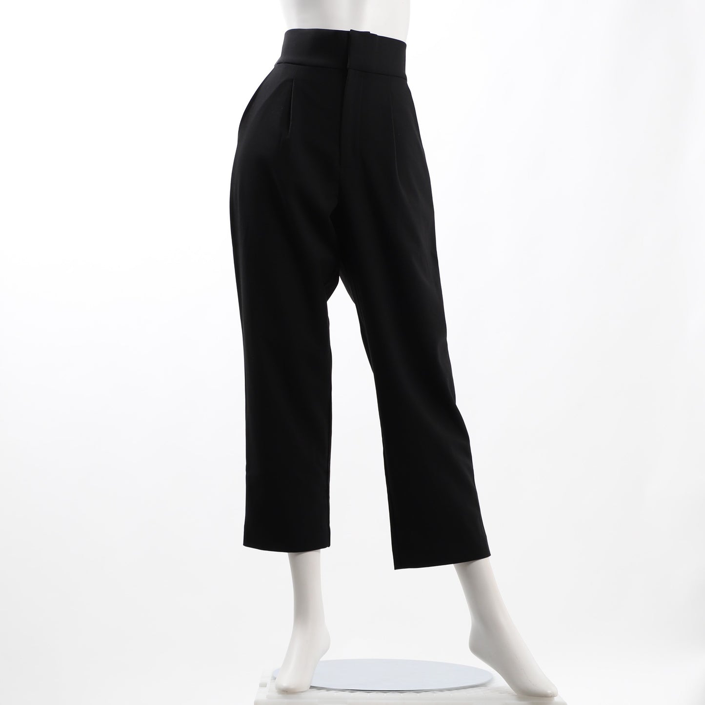 ハイウエストタックテーパードパンツ