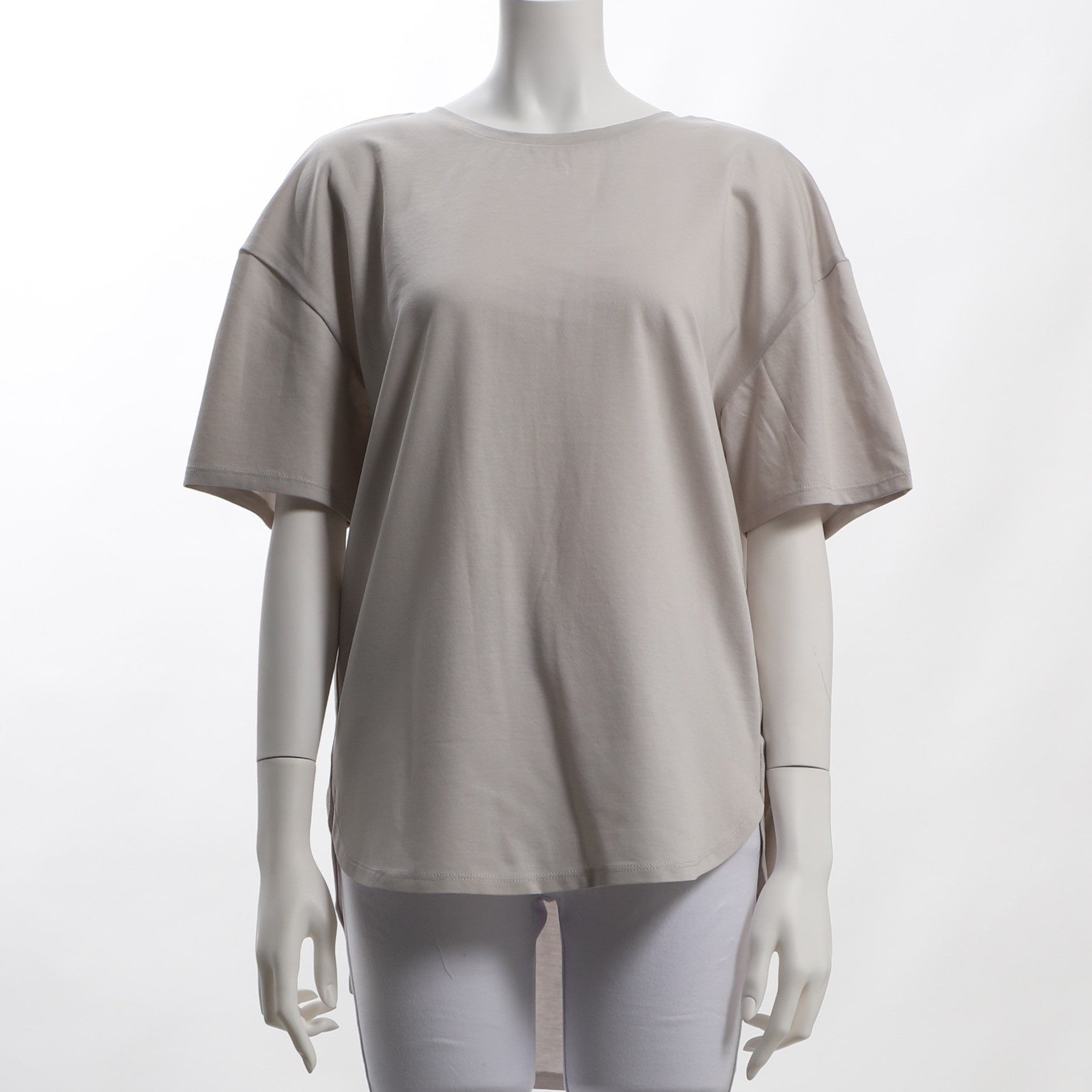 バックテールデザインドロップショルダーカットソー