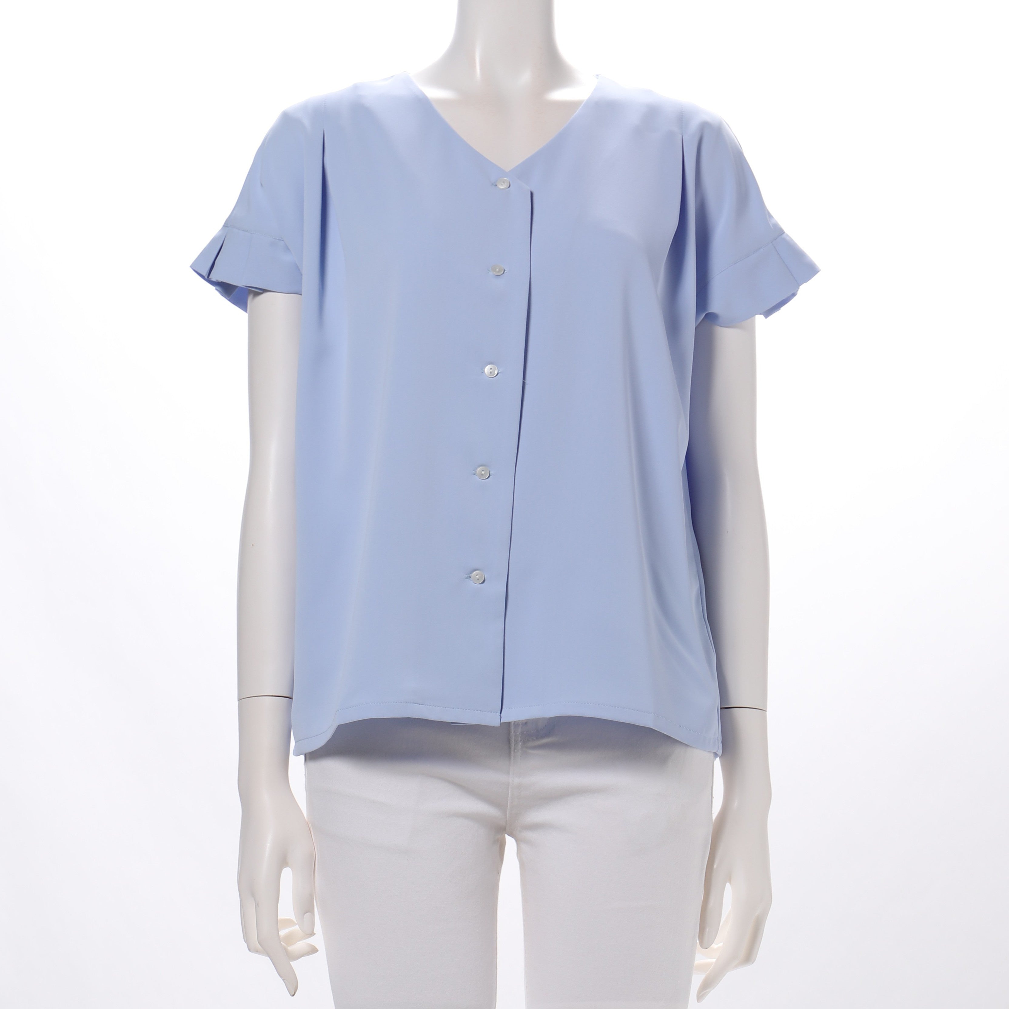 袖タックデザインフロントボタンブラウス