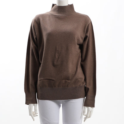 着回しやすいニット