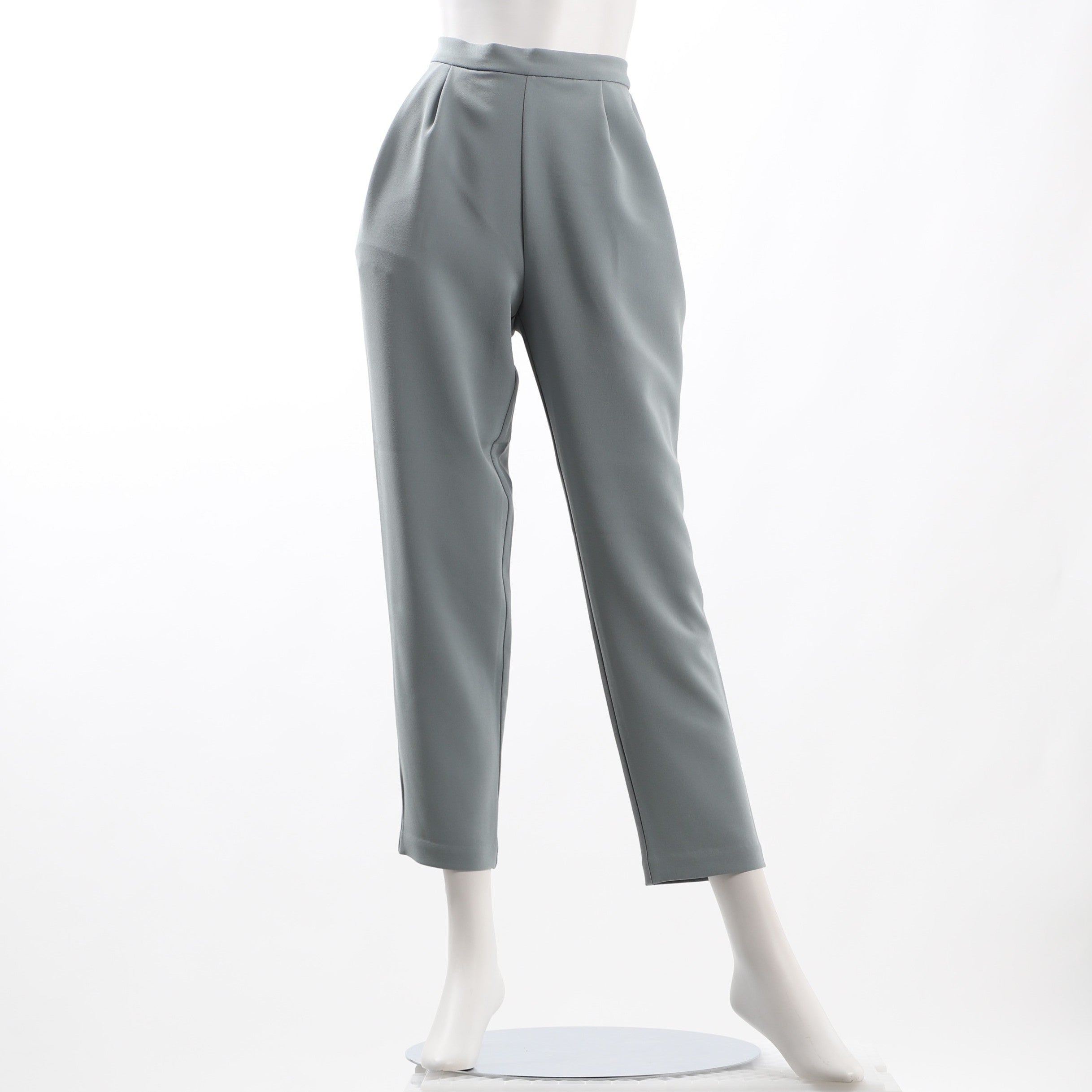 バックゴムタックテーパードパンツ