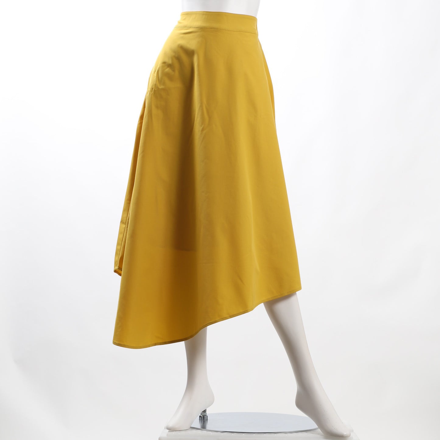 イレギュラーヘムフレアスカート