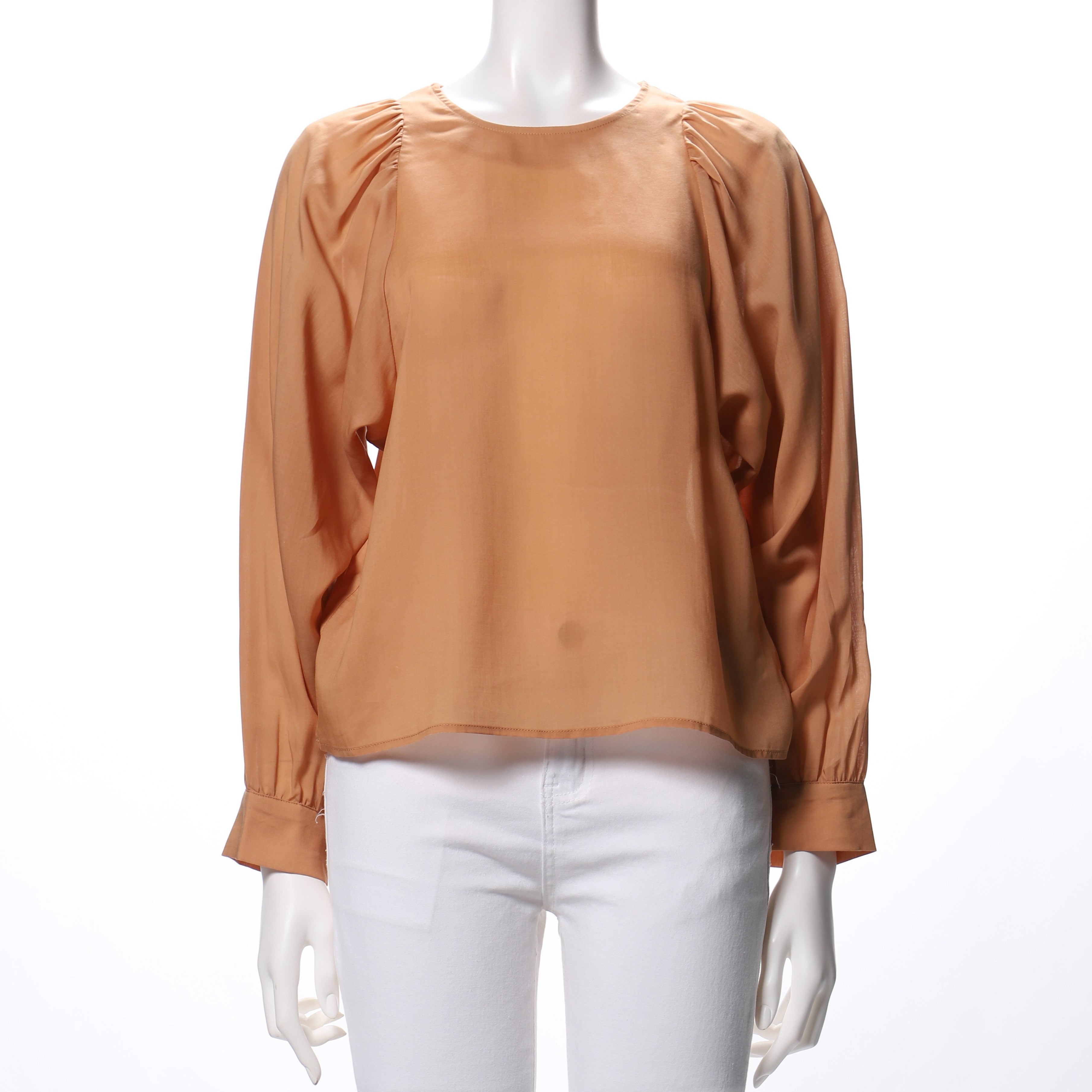 パフスリーブブラウス