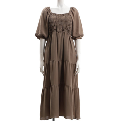 無地デシンシャーリングティアードワンピース