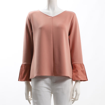 袖スウェードフレアスリーブVネックブラウス