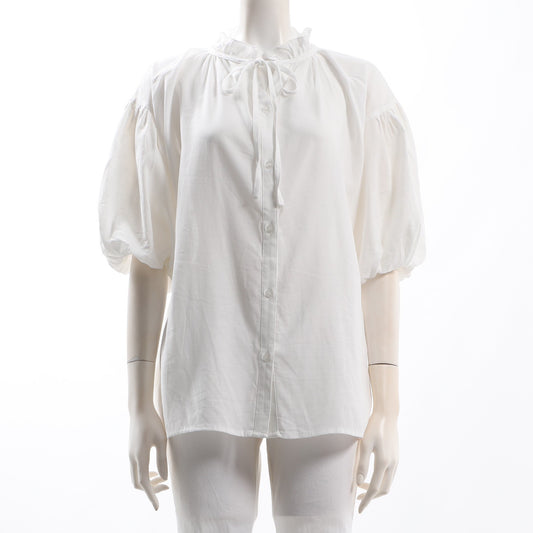 フリルネックブラウス