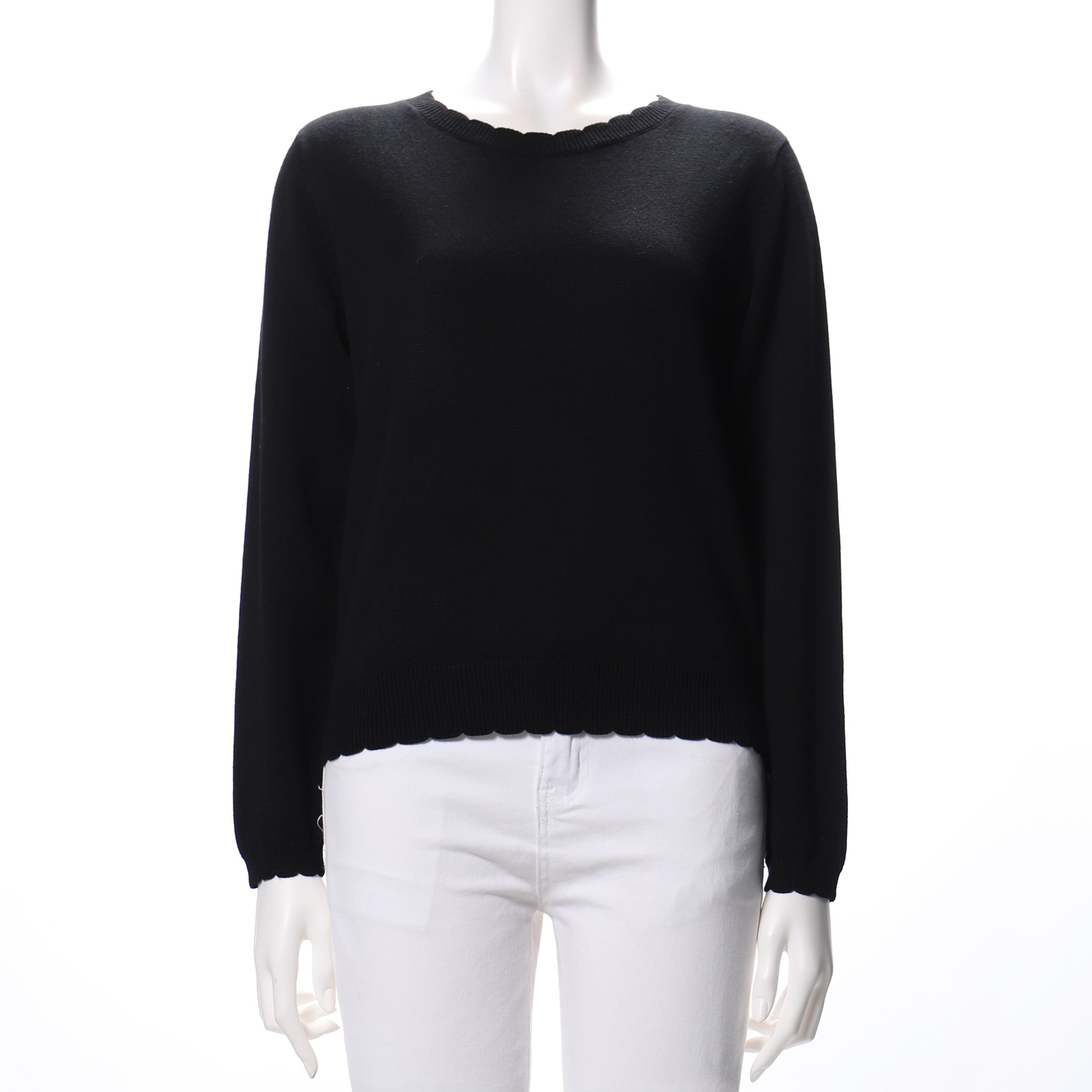 スカラップデザインニット