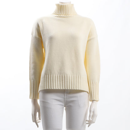 ドロップショルダータートルネックニット