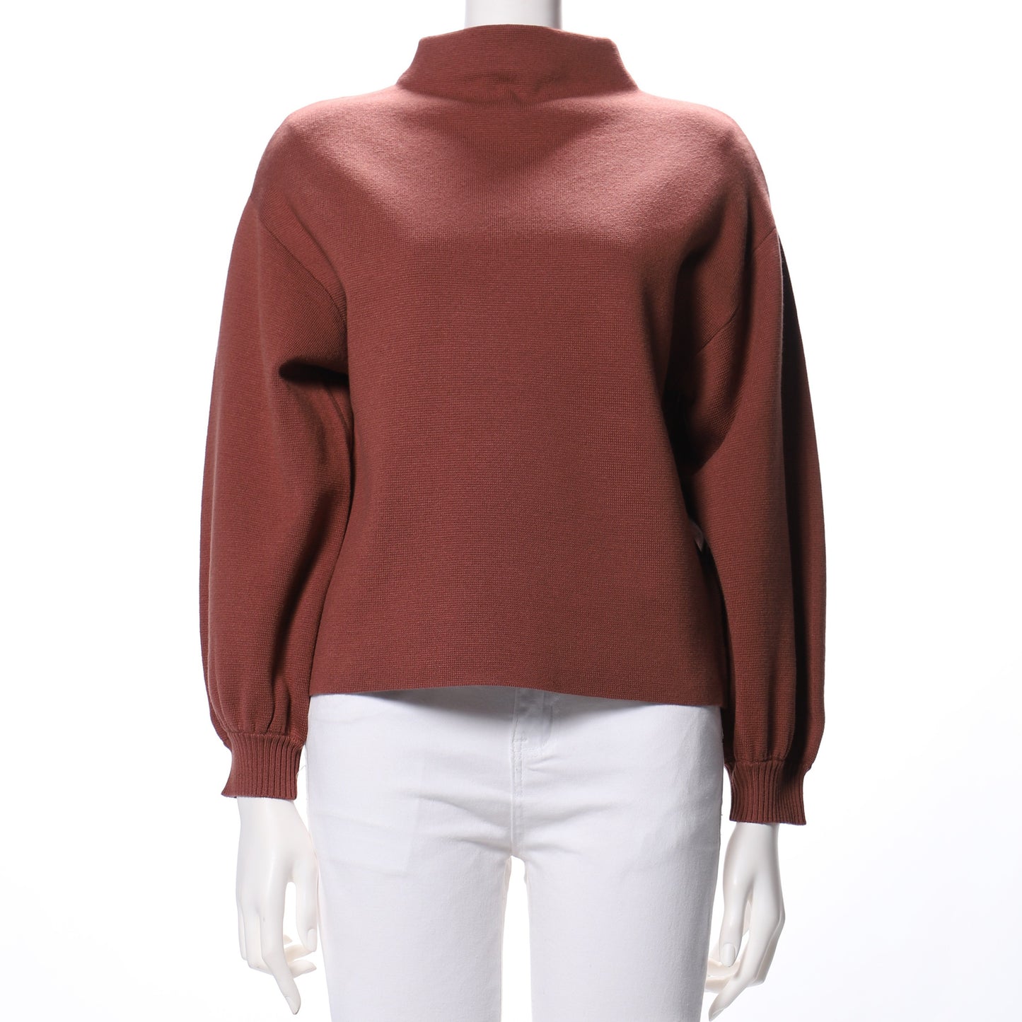 ドロップショルダーボトルネックニット