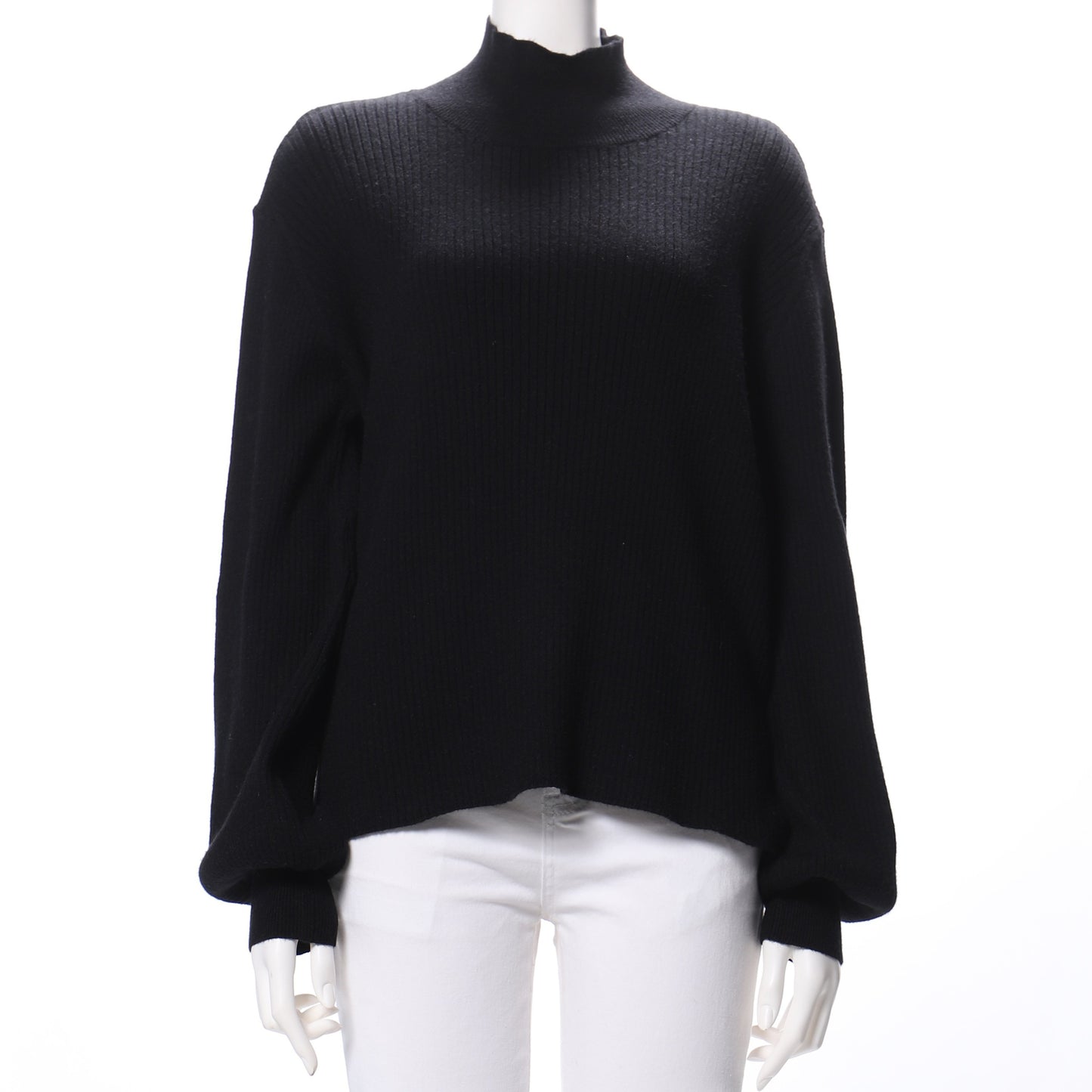 ふんわり感ハイネックニット