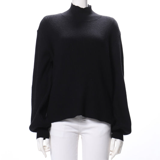 ふんわり感ハイネックニット