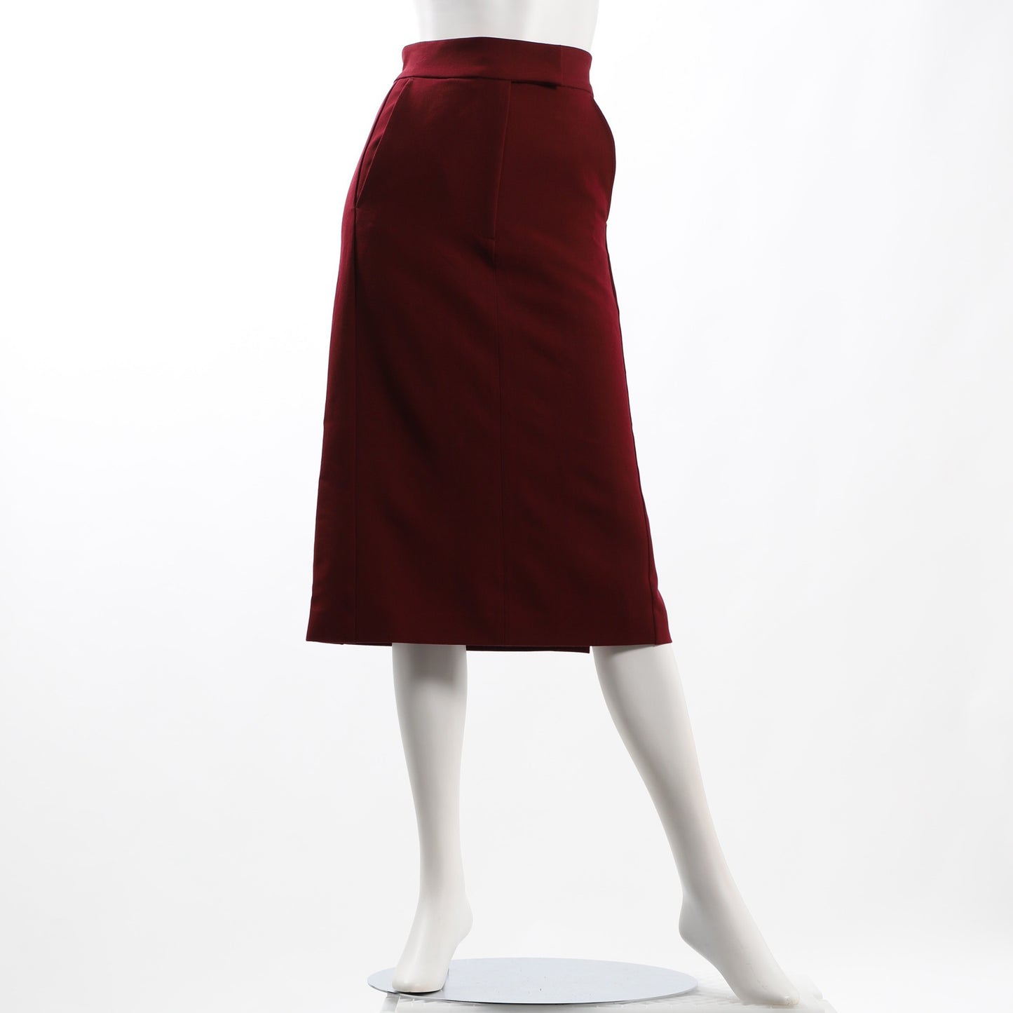 サイドスリットセミタイトスカート