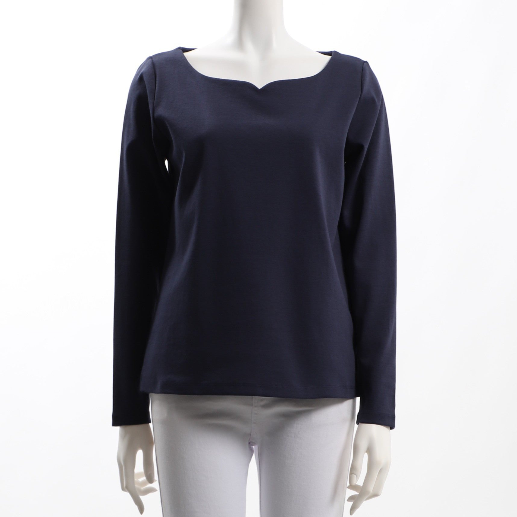 ハートカットネックカットソー