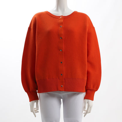 ドロップショルダーのニットカーディガン