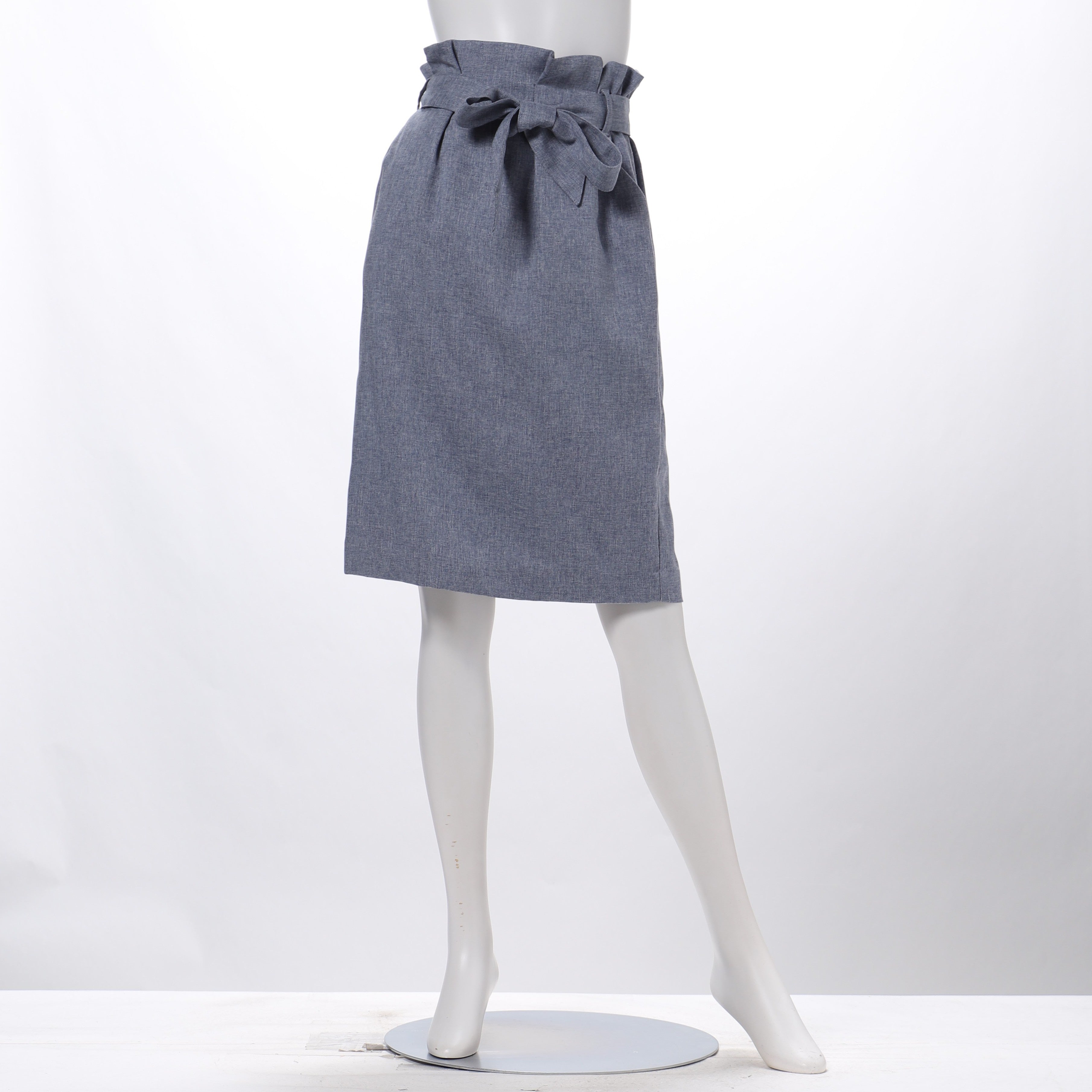 リボンベルト付きタイトスカート