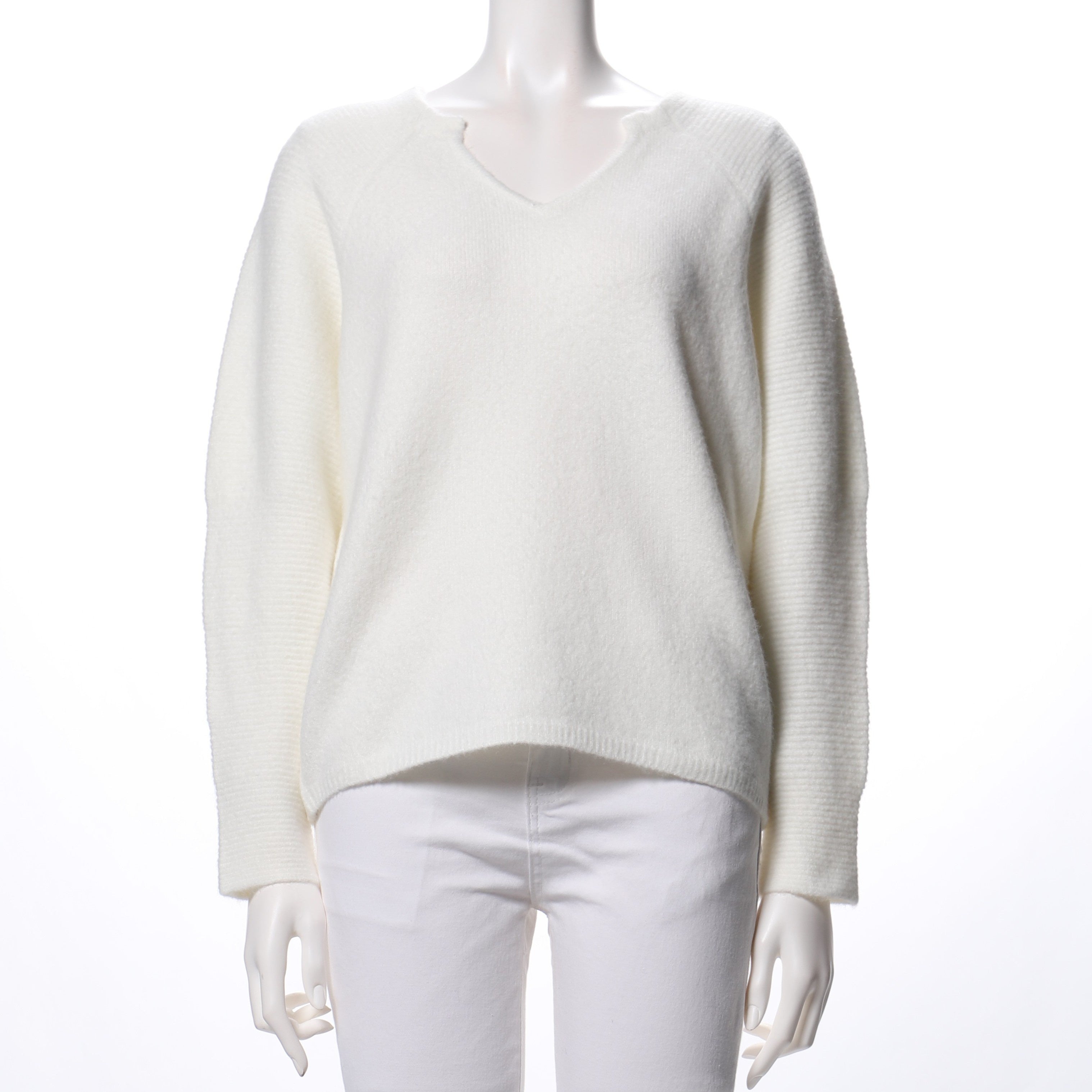 オープンフロントネックニット