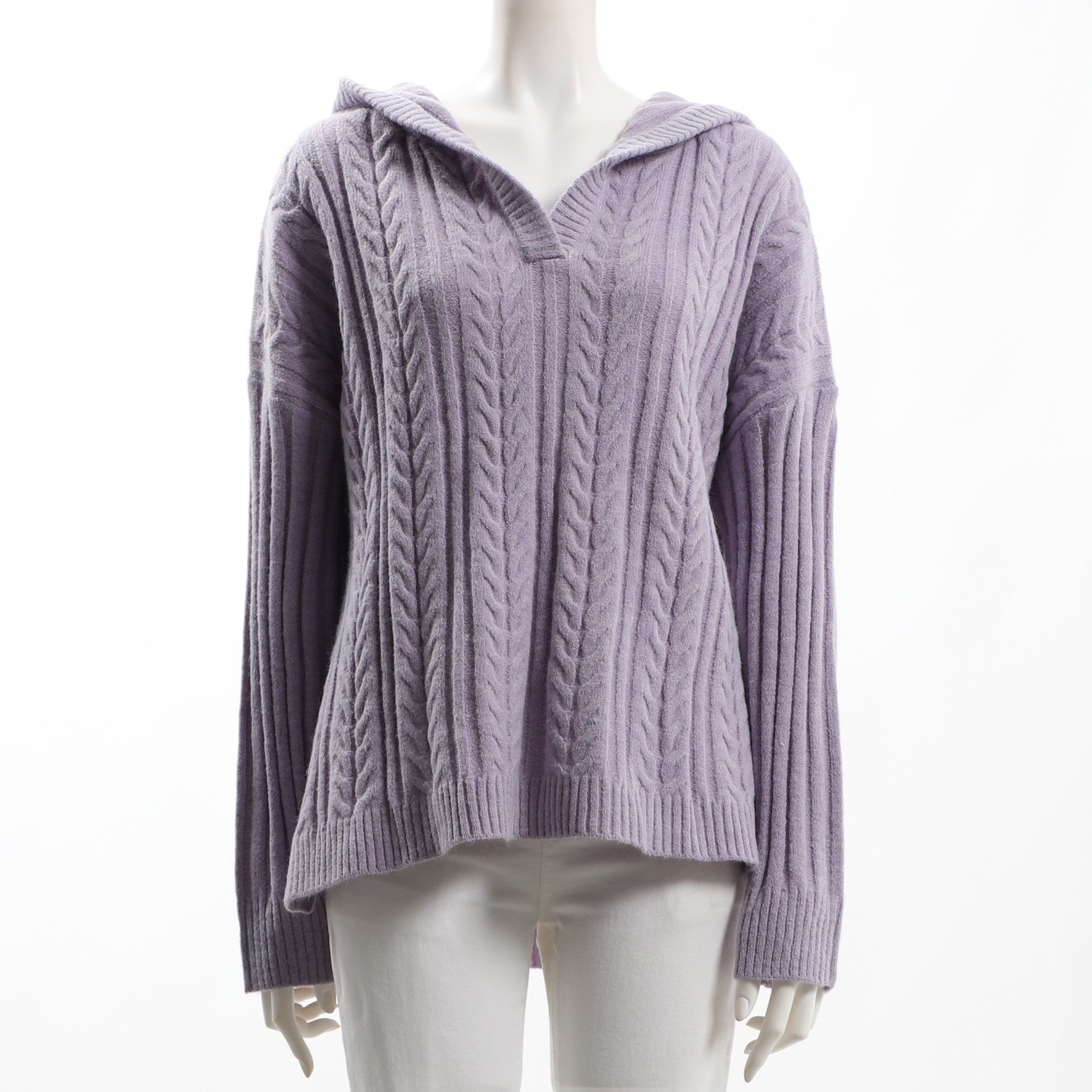 ケーブルフードニット