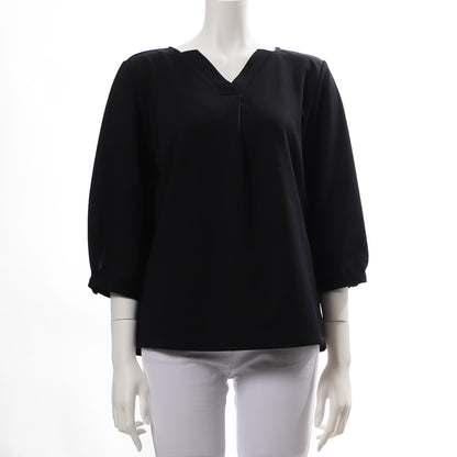 バックデザインカットソー