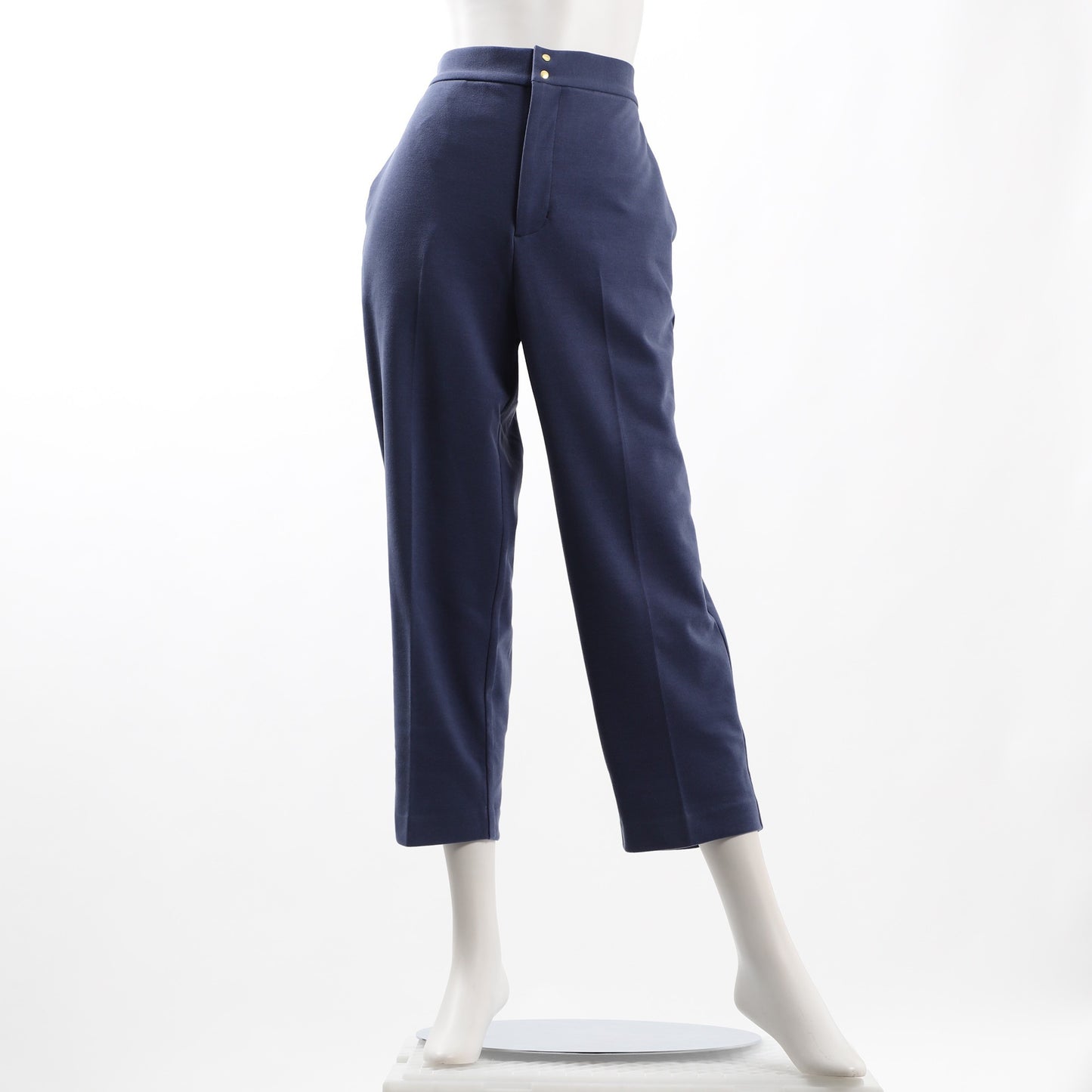 ウエストボタンデザインテーパードパンツ