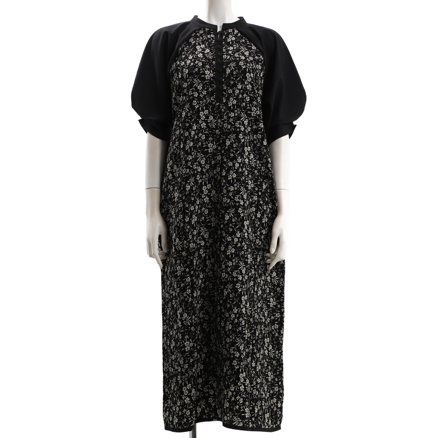 切り替えデザイン小花柄ワンピース