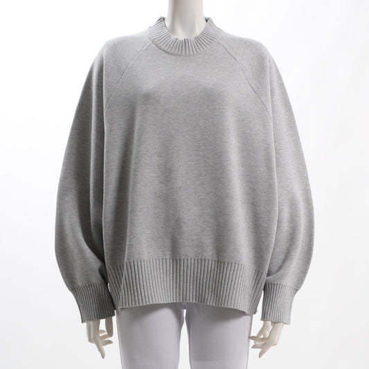 ボリュームスリーブニット