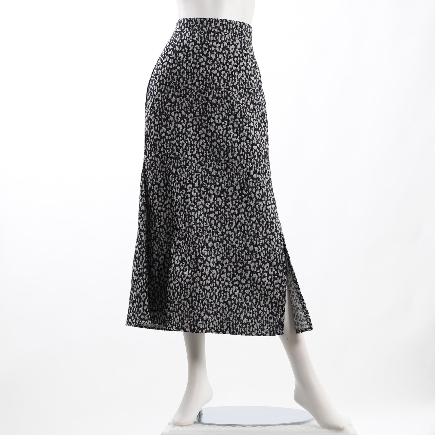 レオパード柄サイドスリットスカート