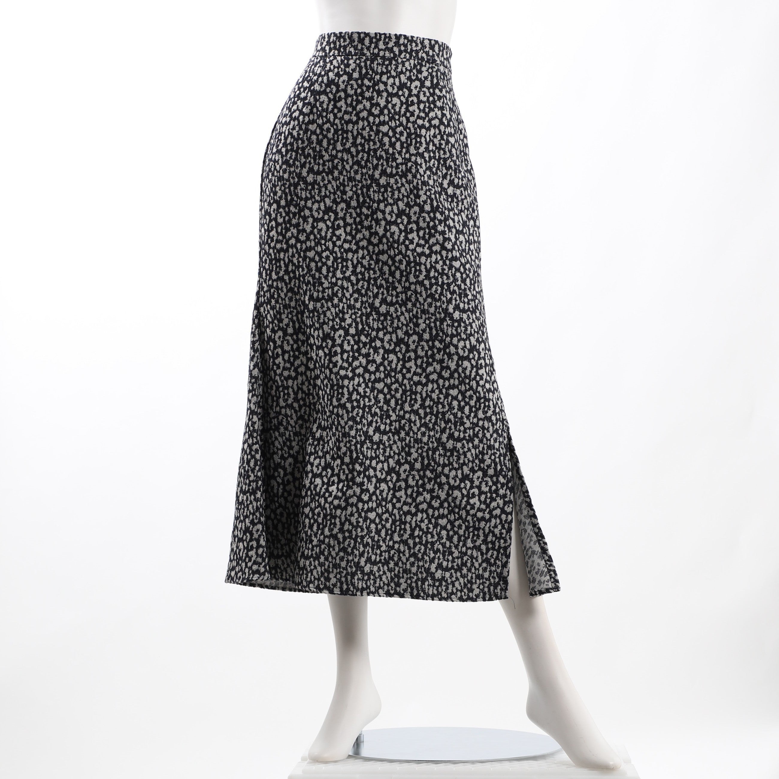 レオパード柄サイドスリットスカート