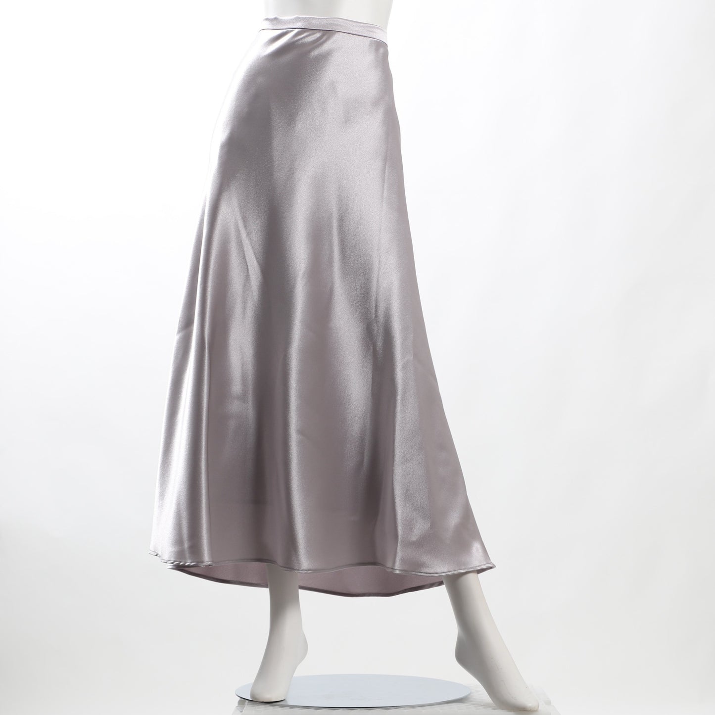 グロスサテンフレアスカート