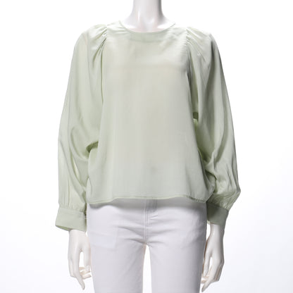 パフスリーブブラウス