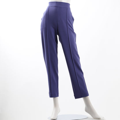 センターシームテーパードパンツ