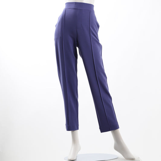 センターシームテーパードパンツ