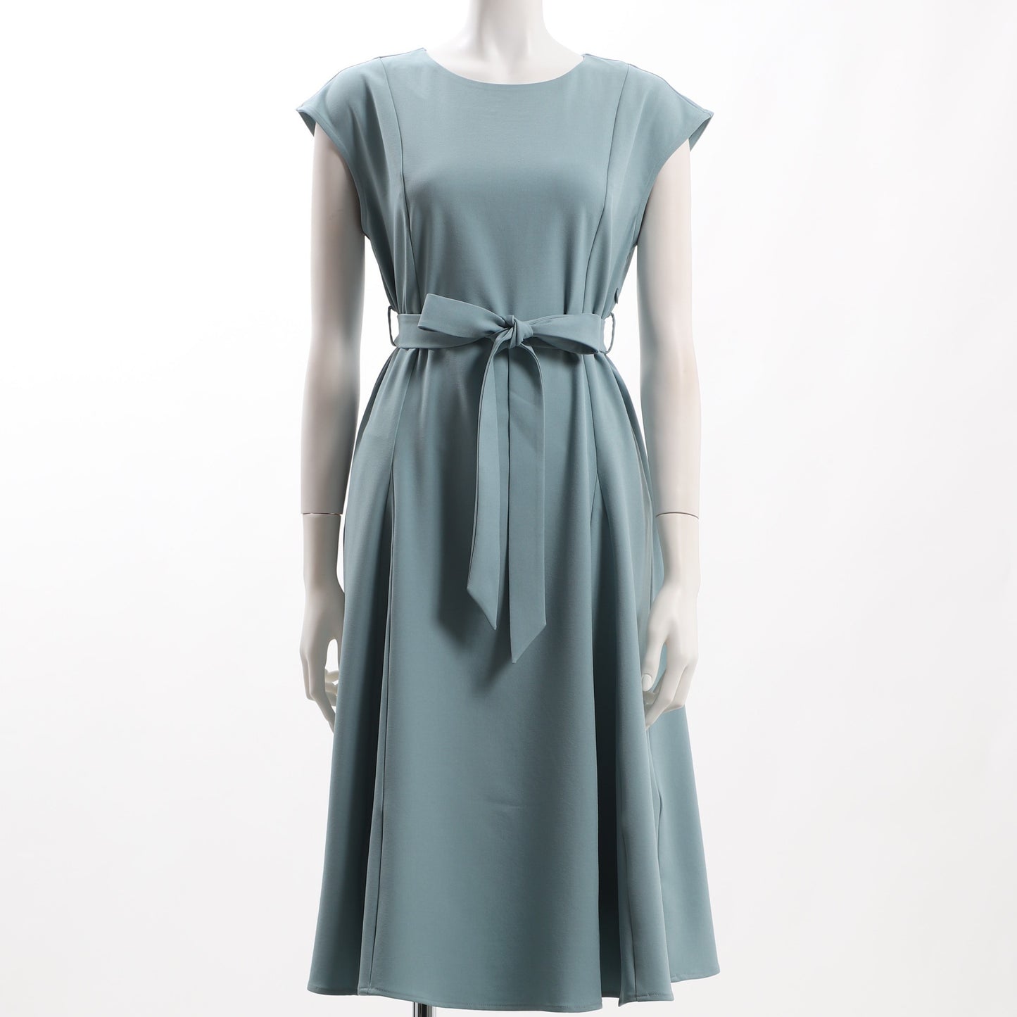 ウエストリボン付きラウンドネックワンピース