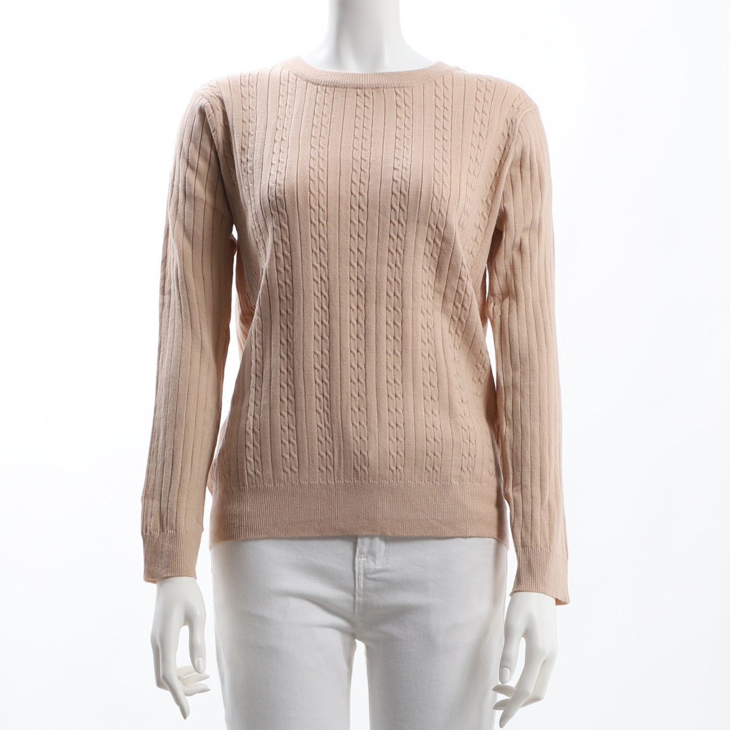 ケーブル模様クルーネックニット