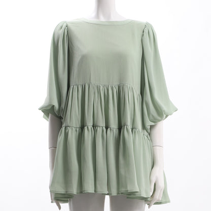 バックボタンティアードブラウス