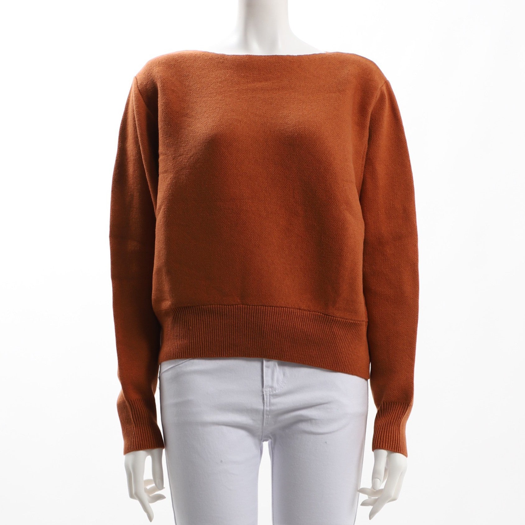 ボートネックニット