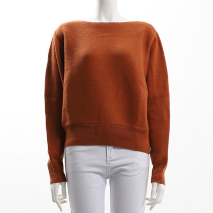 ボートネックニット