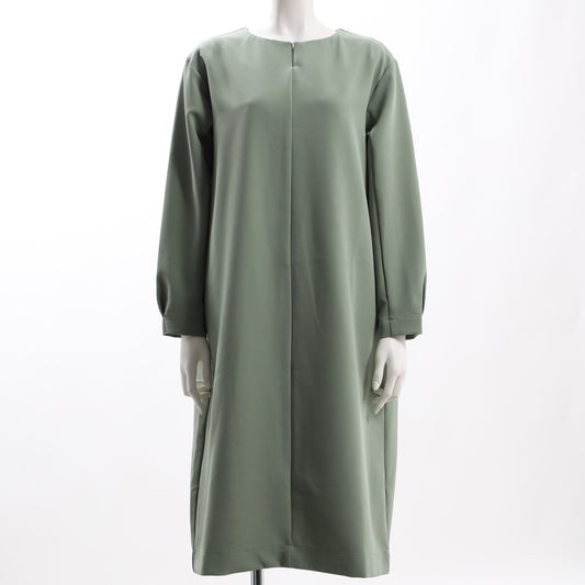 ネックラインデザインワンピース