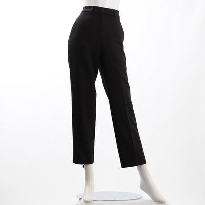 ケーブル編みニット