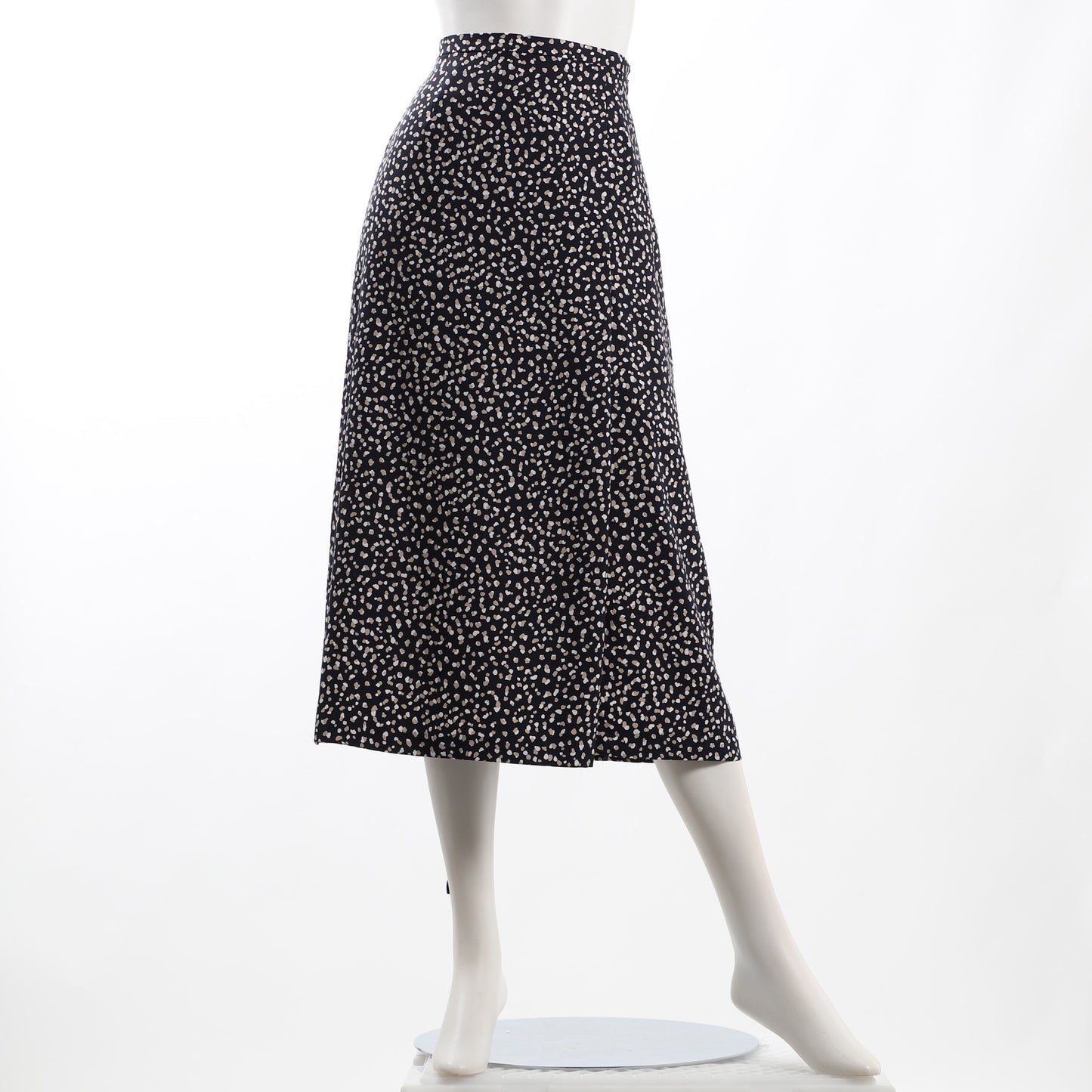 小石柄タック入りAラインスカート